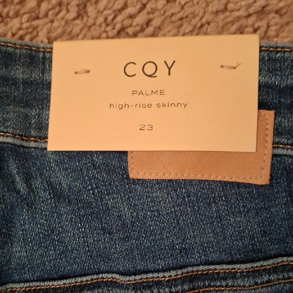 Women's Skinny Jeans in Blue